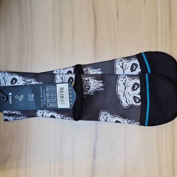 Stance Kids Pizza Face Black Skull Graphic Socks NWT Youth L 3-5.5 - Picture 2 of 4